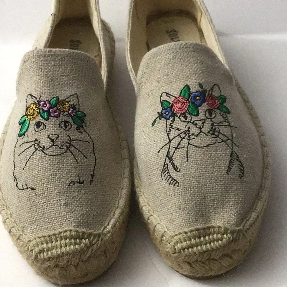 NWOB Soludos-Spirit Animal Smoking Slippers-7US Sand